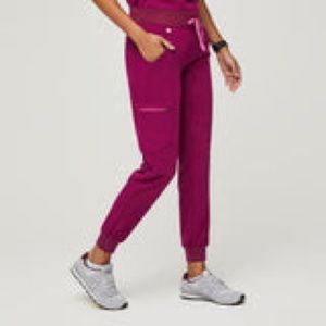 women's Dark Magenta Zamora™ - Jogger Scrub Pants -